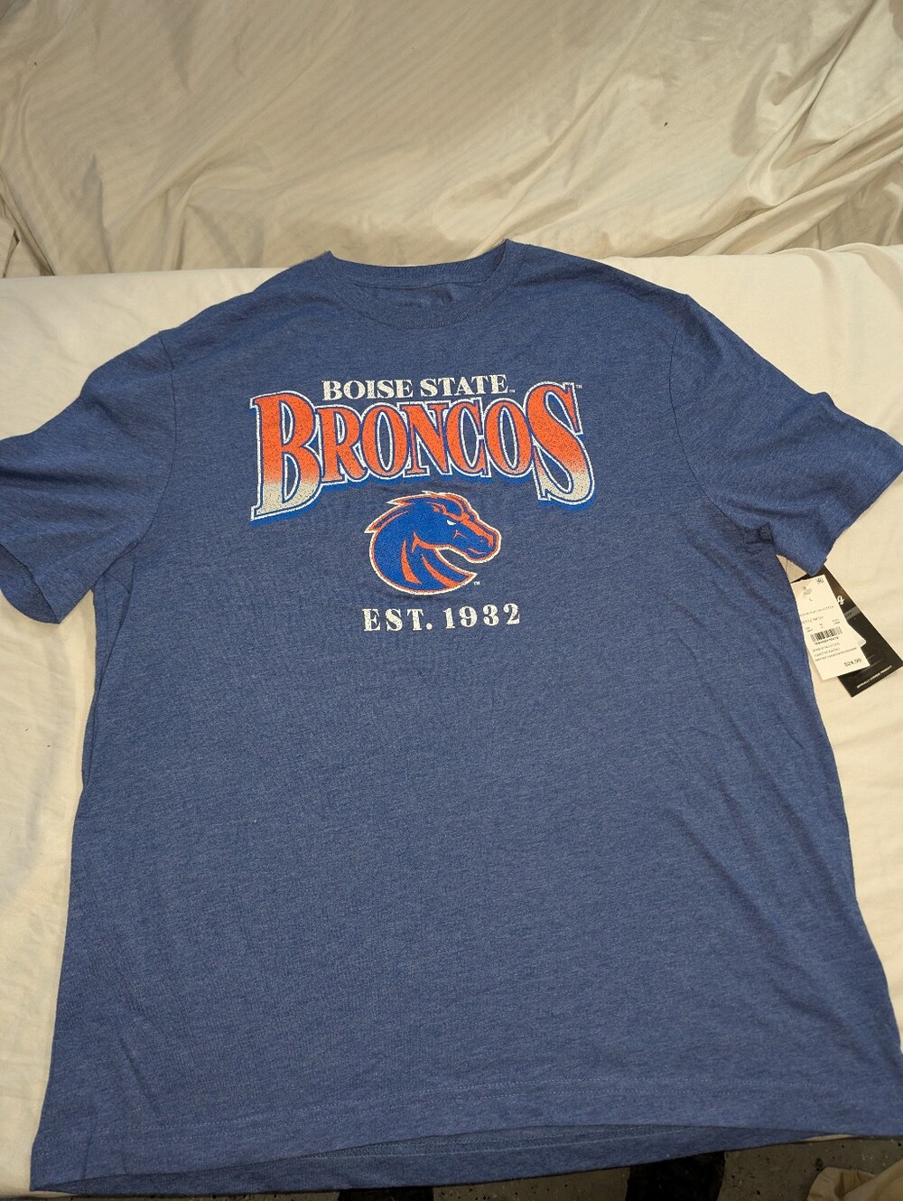NWT Boise State Broncos unisex Tee Size Large